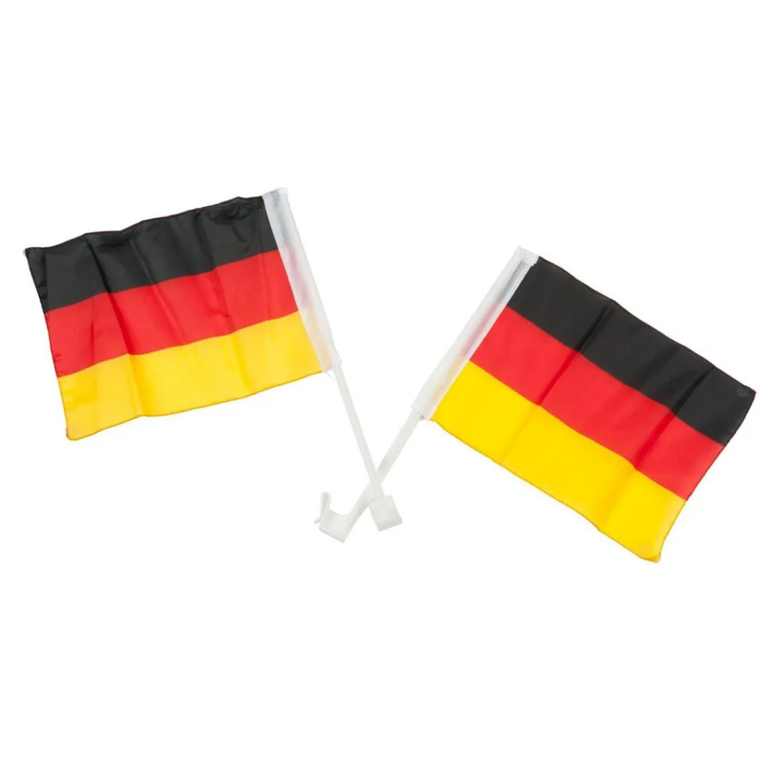 Zwei deutsche Flaggen mit schwarzen, roten und gelben Streifen auf weißen Stöcken.