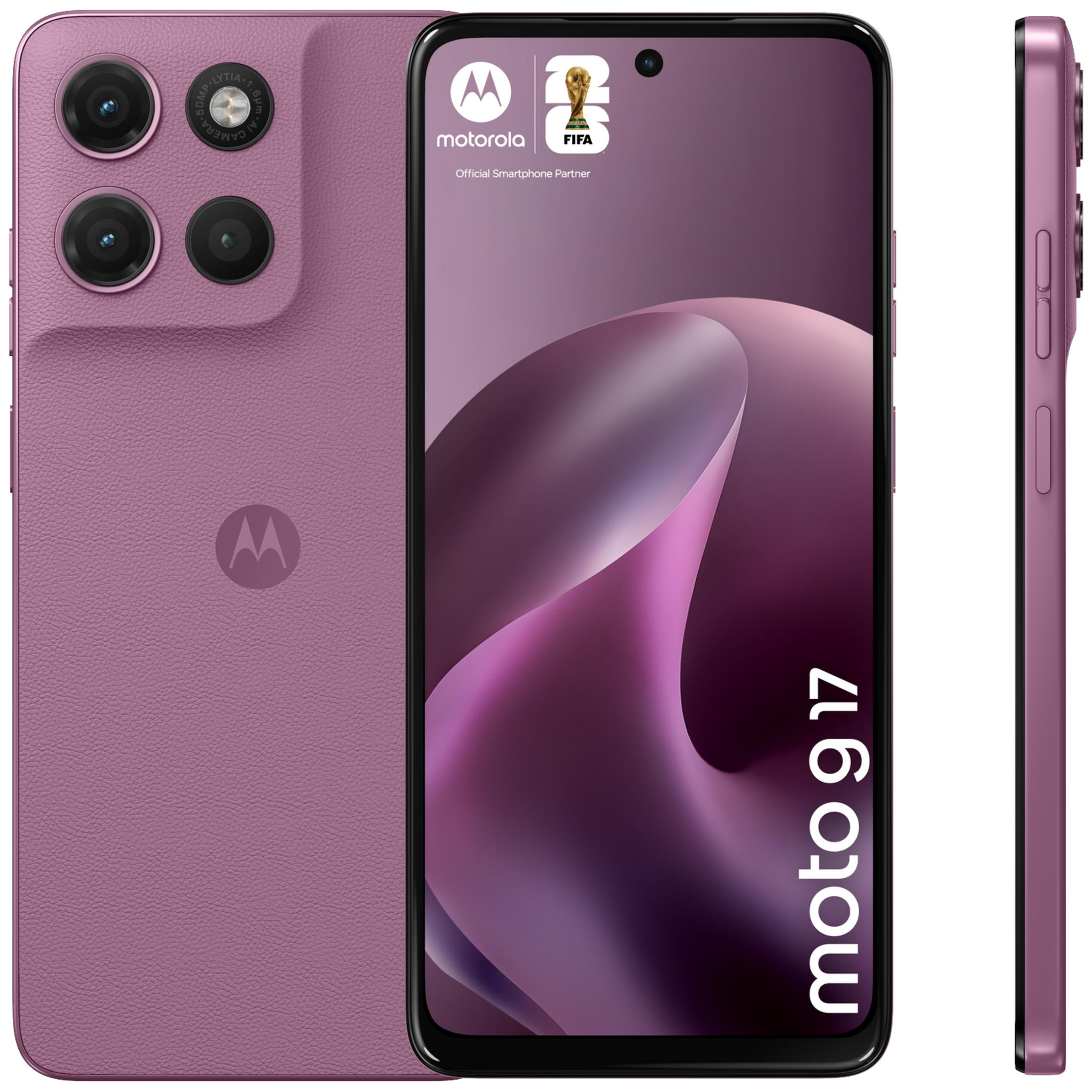 Tre viste di uno smartphone Motorola Moto G17 viola con tripla fotocamera e logo partner FIFA.