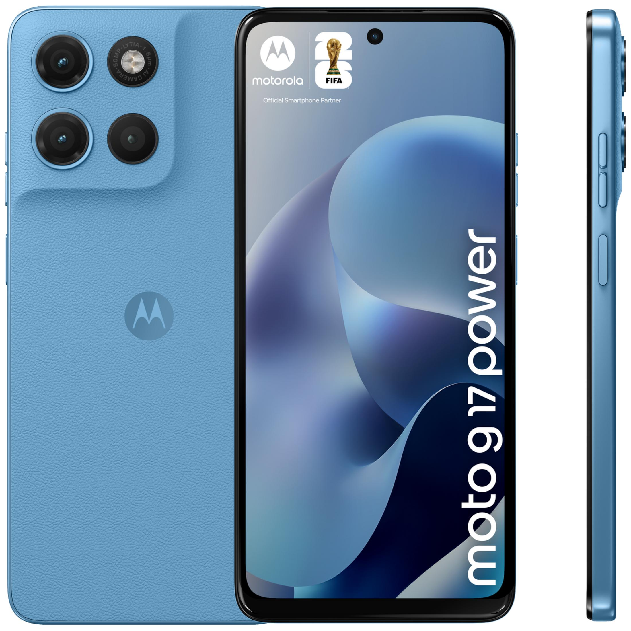 Ein blaues Motorola Smartphone mit drei Kameras auf der Rückseite und einem FIFA-Logo auf dem Bildschirm.