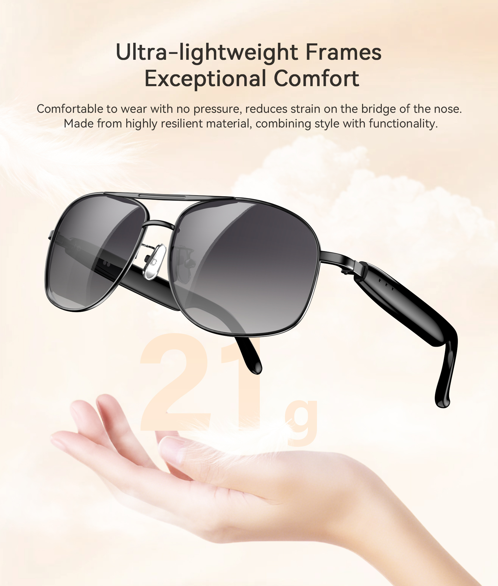 Schwarze Sonnenbrille mit silbernen Akzenten auf einer geöffneten Hand.