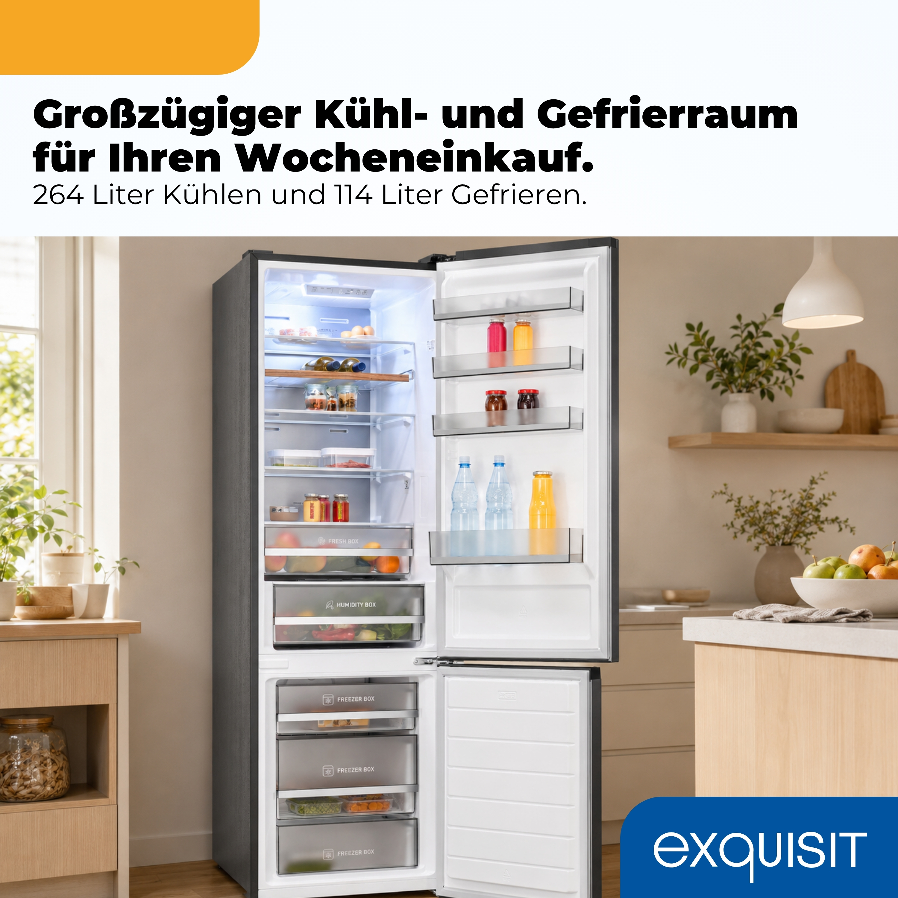 Ein offener Kühlschrank mit vielen Fächern, gefüllt mit Lebensmitteln und Getränken.