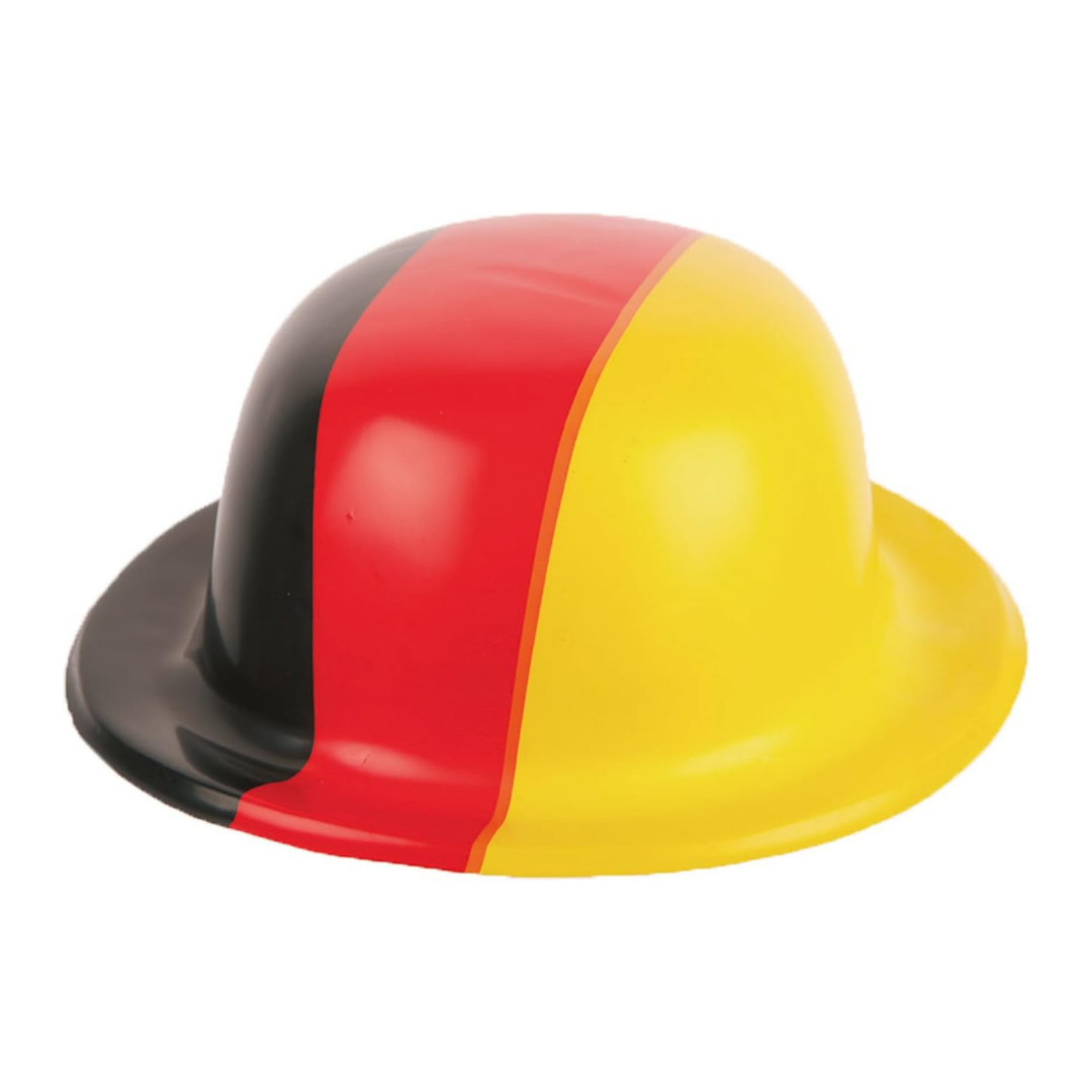 Ein Helm mit den Farben der deutschen Flagge: Schwarz, Rot und Gelb.