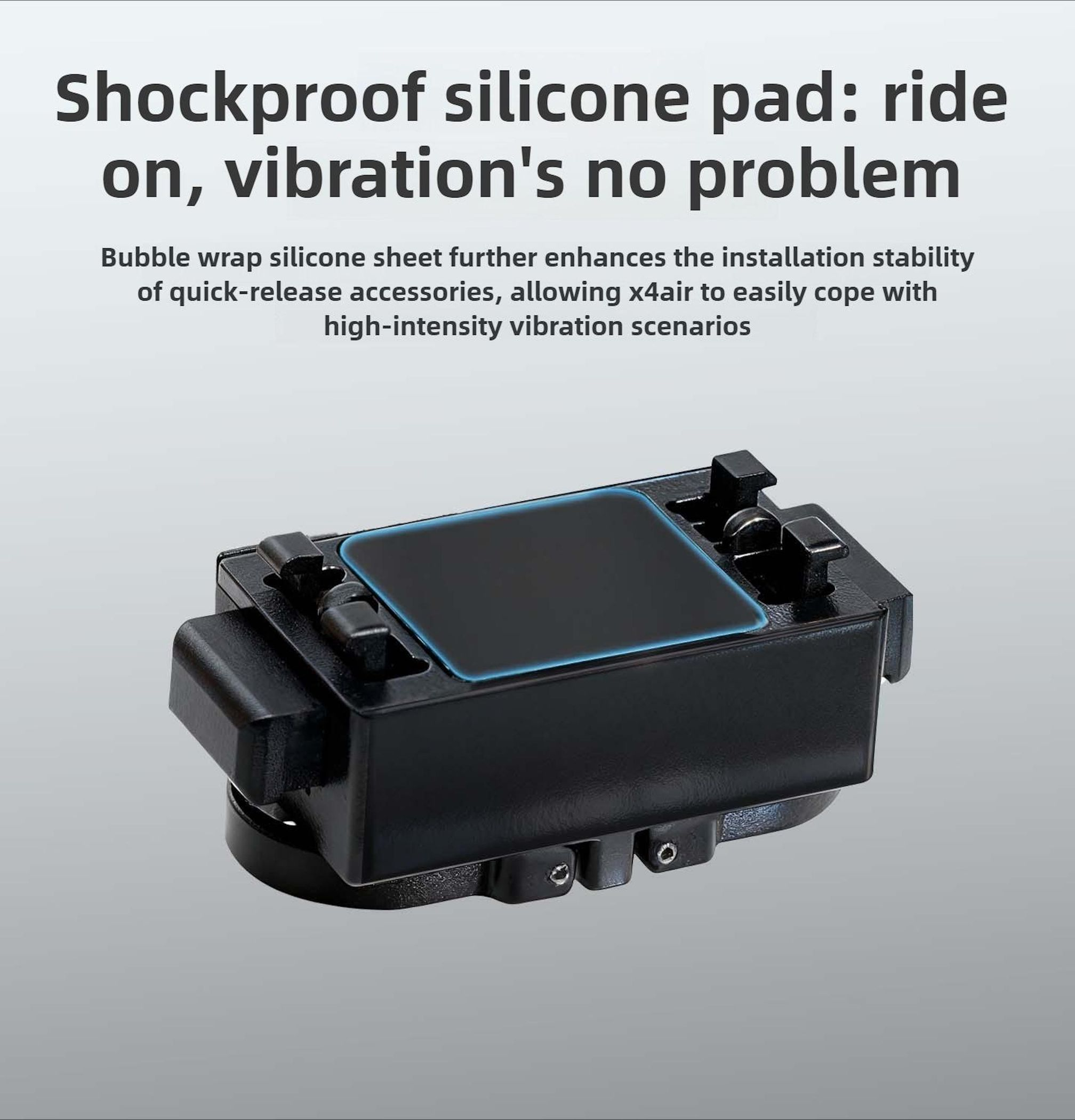 Supporto nero antiurto con pad in silicone bordato di blu per assorbire vibrazioni.
