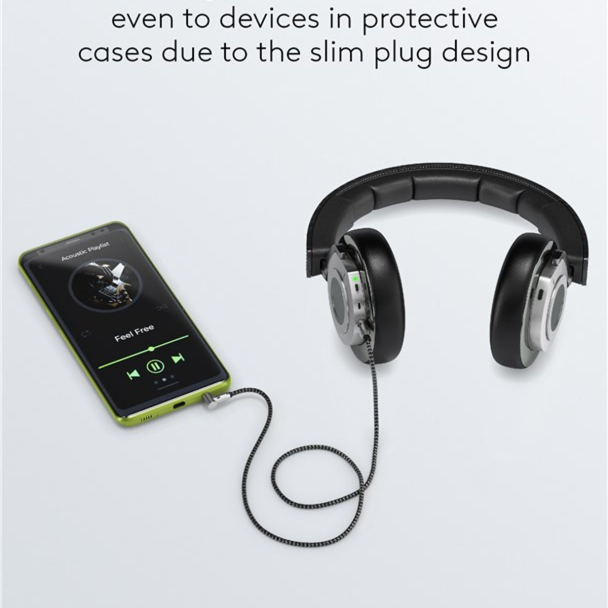Ein Smartphone mit Kopfhörern, verbunden über ein Kabel.