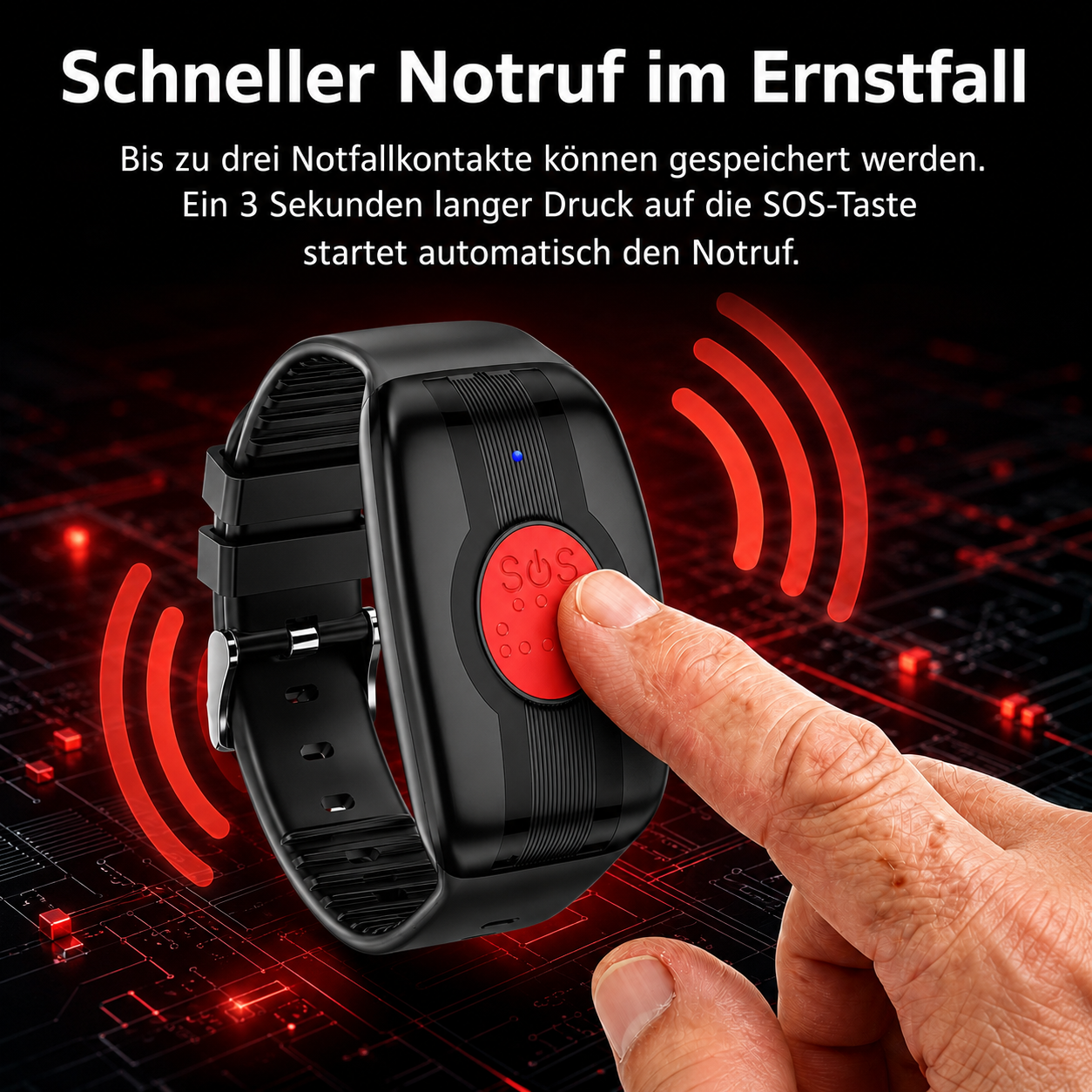Ein Finger drückt die rote SOS-Taste an einem schwarzen Notruf-Armband.