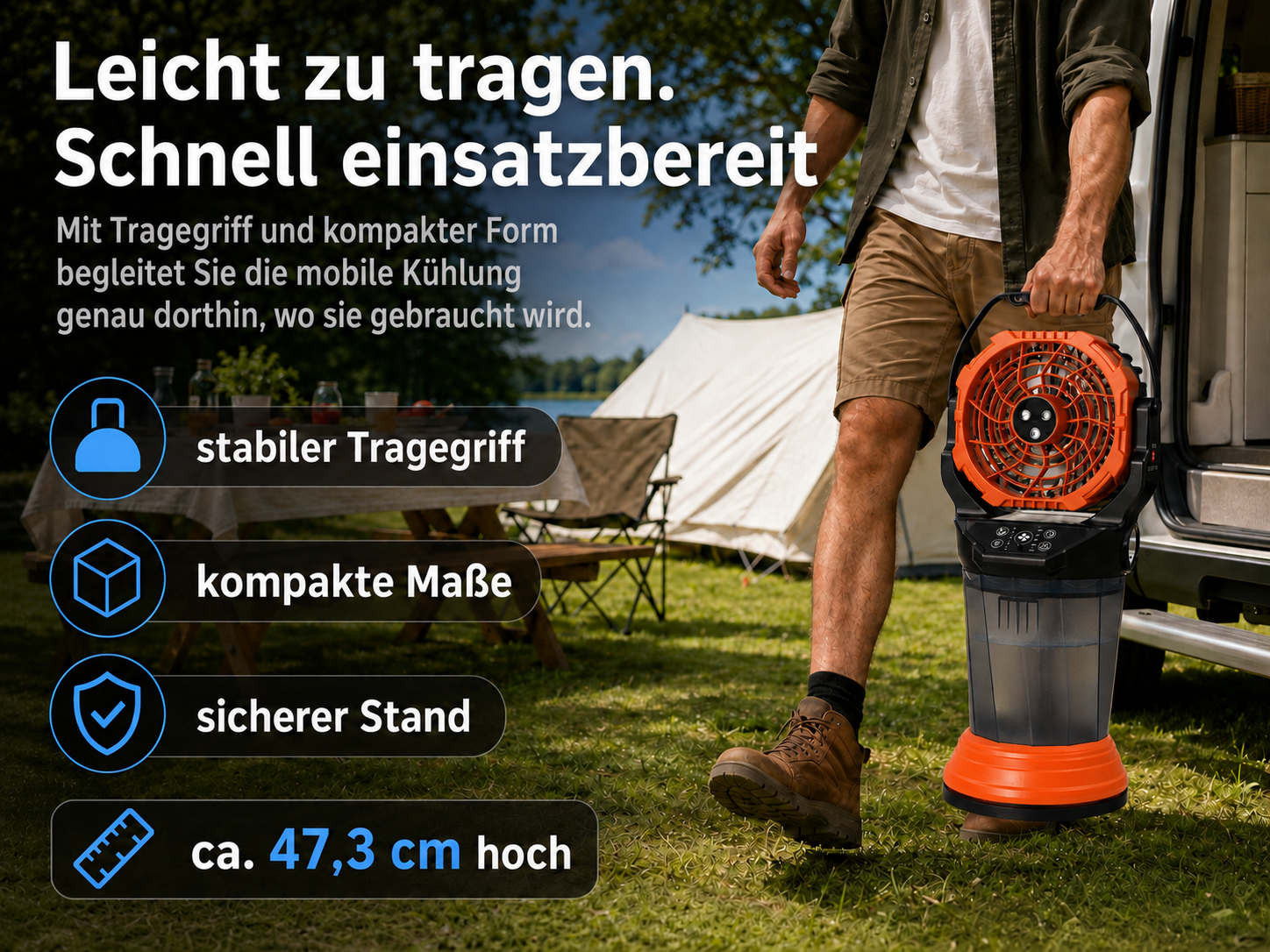 Ein Mann hält einen orangefarbenen Ventilator mit Wassertank im Freien neben einem Wohnmobil.
