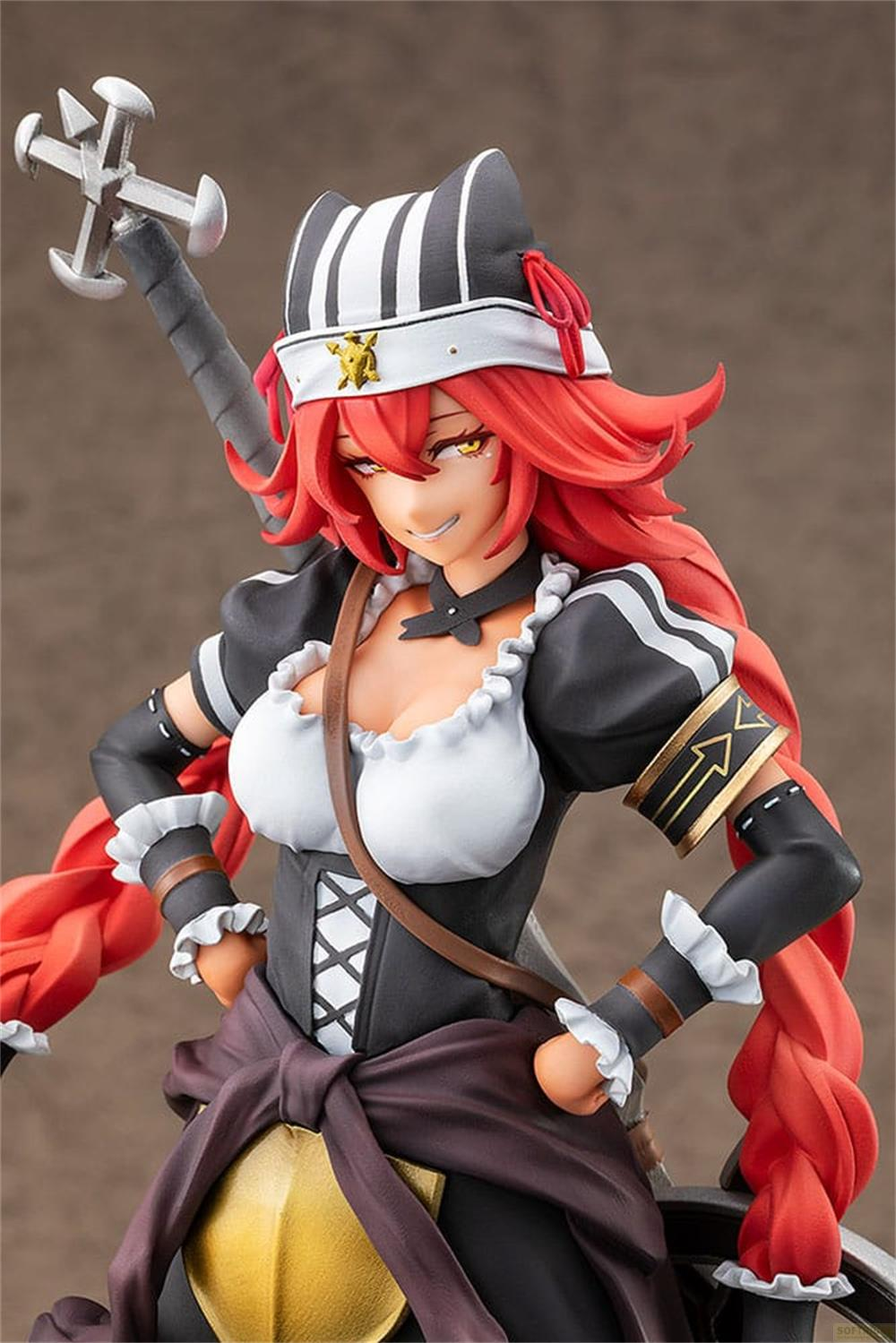 Eine Anime-Figur mit roten Haaren trägt ein schwarz-weiß gestreiftes Kopftuch und Dienstmädchenkleidung.