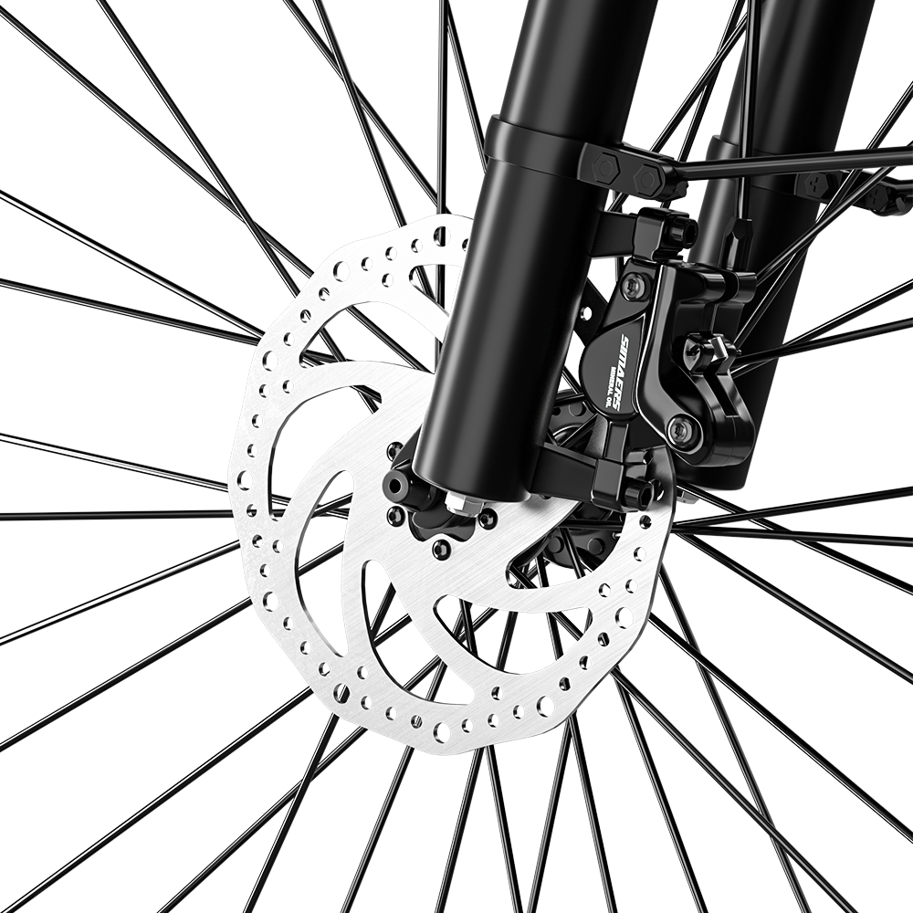 Nahaufnahme einer Fahrradbremsscheibe und Gabel mit schwarzen Speichen.