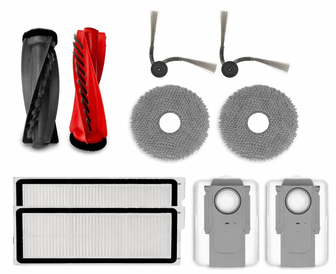 Reinigungszubehör: Bürsten, Mopppads, Filter und Staubbehälter.