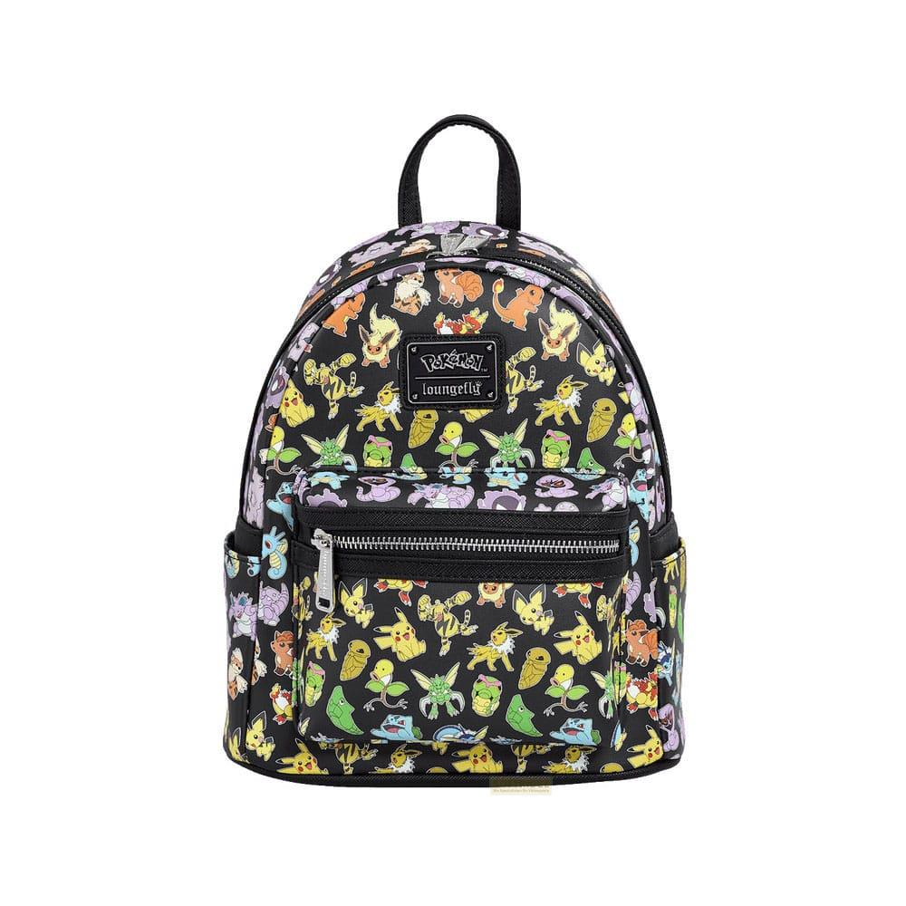 Una mochila negra con un estampado colorido de varios personajes de Pokémon.