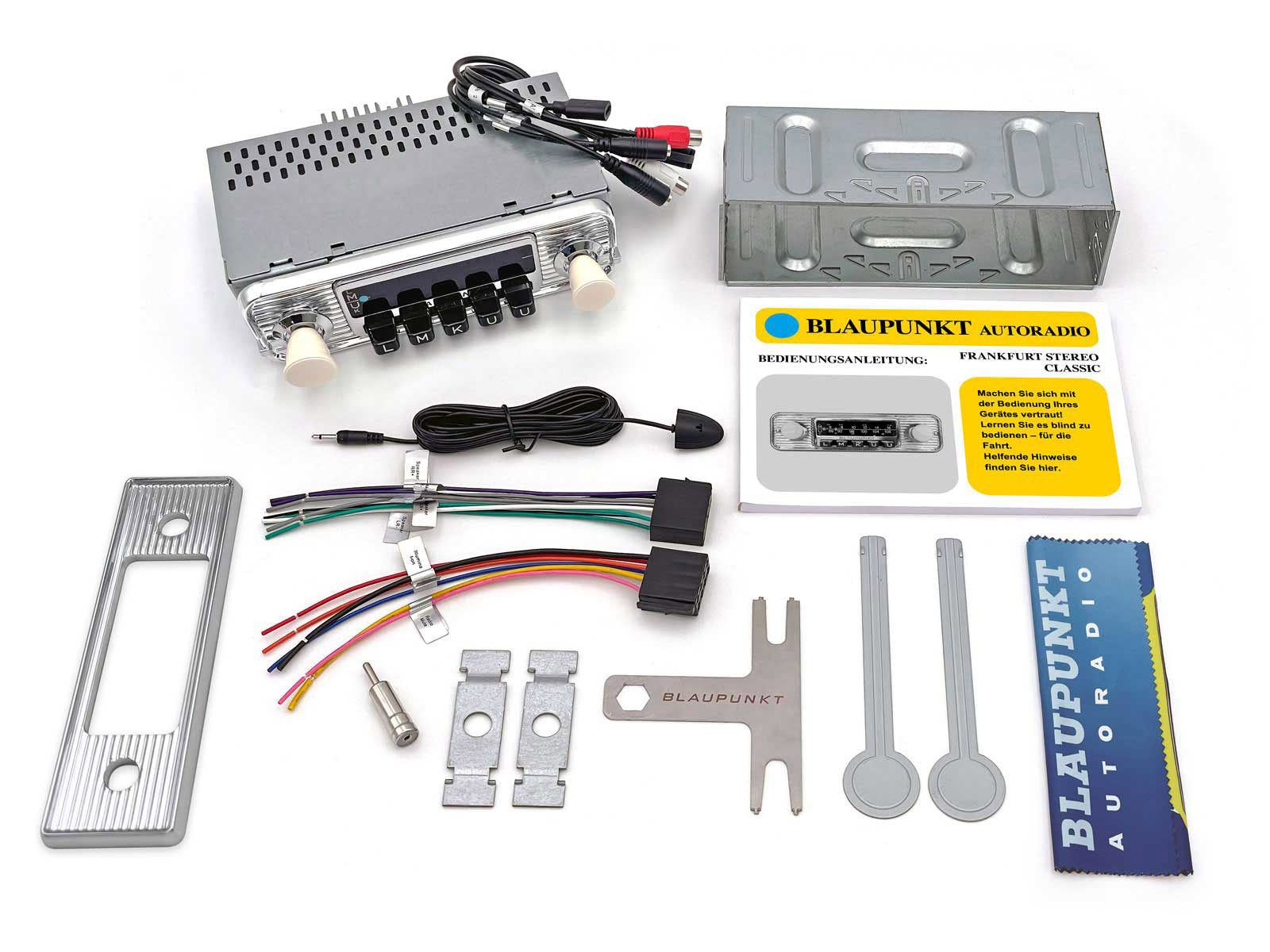 Blaupunkt Autoradio Frankfurt Stereo Classic mit Zubehör und Anleitung.