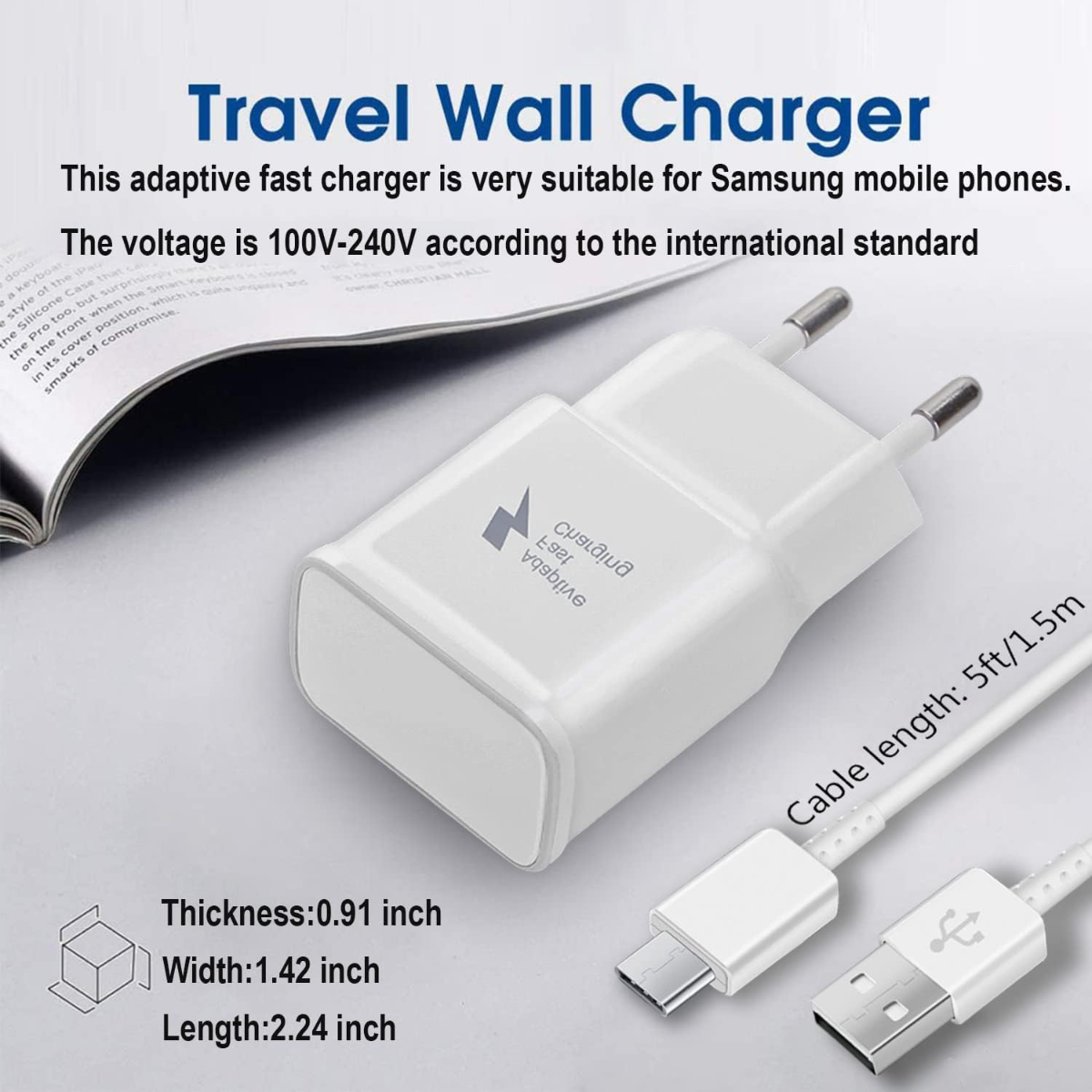 Weißer Reise-Wandladegerät mit USB-C-Kabel und hervorgehobenen Maßen.