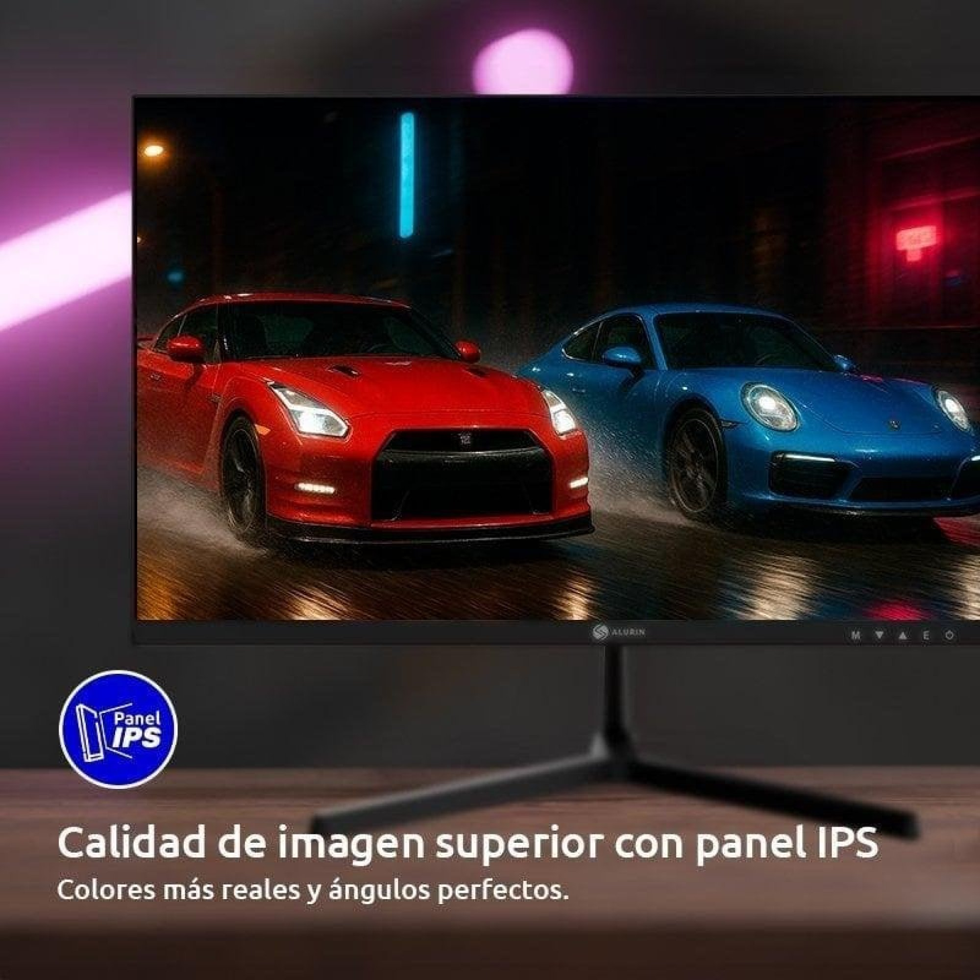 Un'auto rossa e una blu corrono di notte su una strada bagnata.
