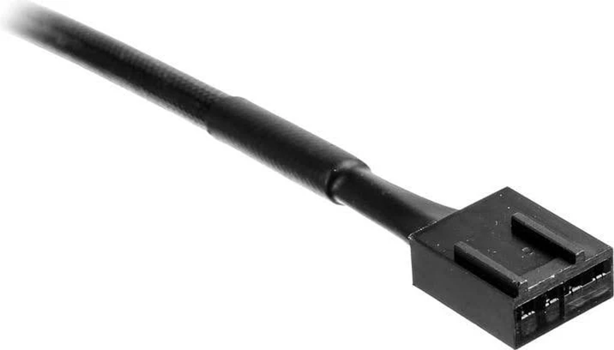 Czarny kabel z prostokątnym złączem na białym tle.