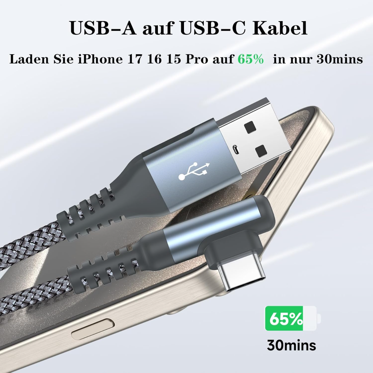 Graues USB-A auf USB-C Ladekabel mit 90-Grad-Stecker auf einem Handy.