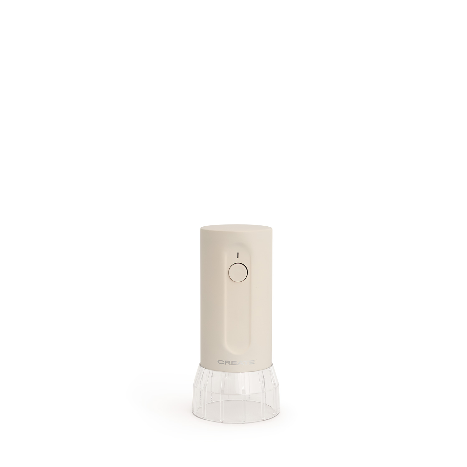 Un sacacorchos eléctrico beige con base transparente se apoya en una superficie blanca.