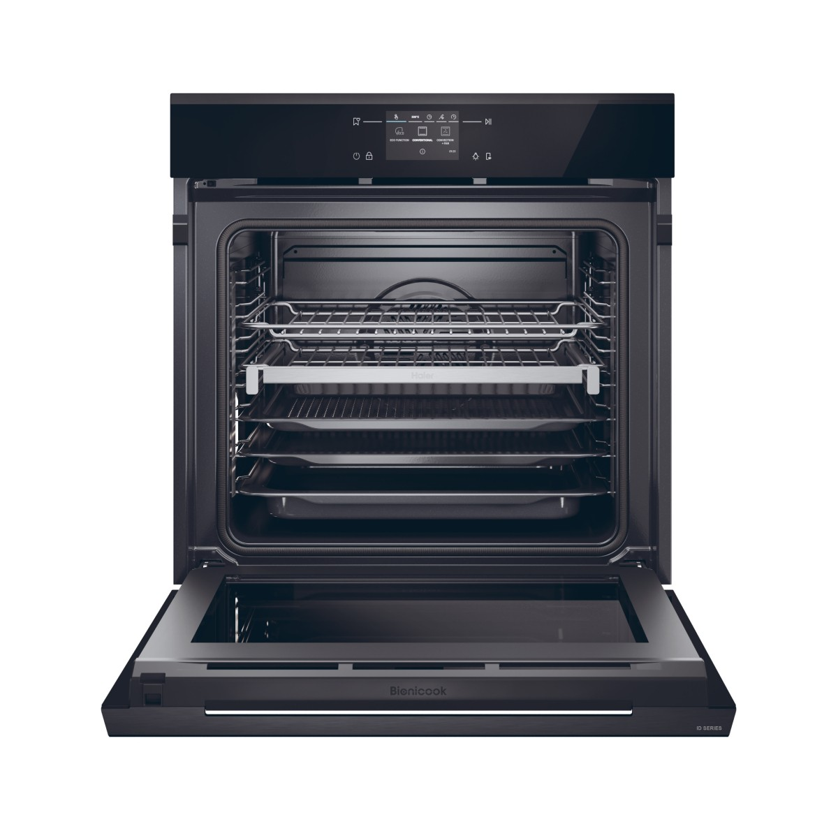 Un forno nero con la porta aperta, che mostra griglie e teglie all'interno.