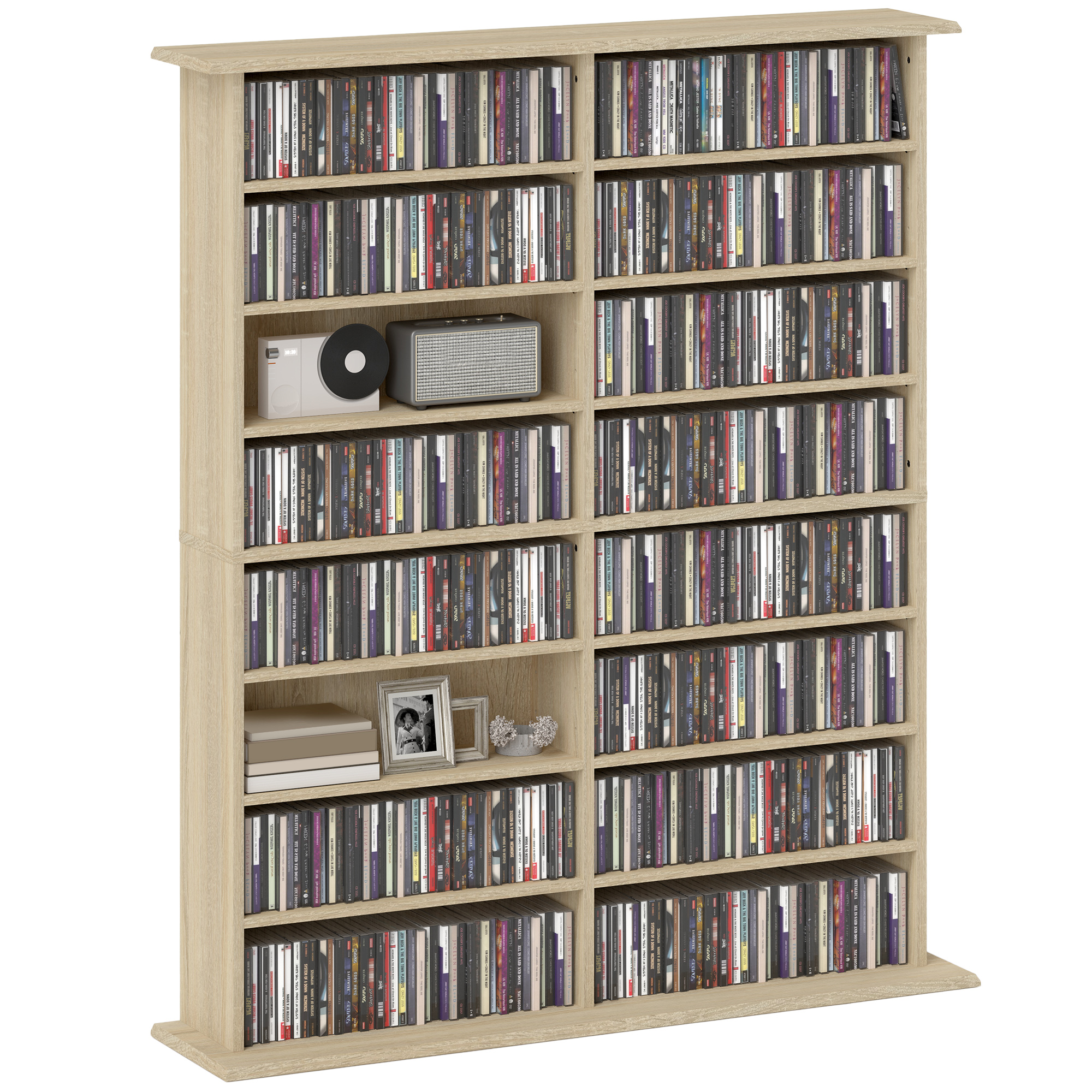 Una libreria marrone chiaro piena di CD, un giradischi e un altoparlante.