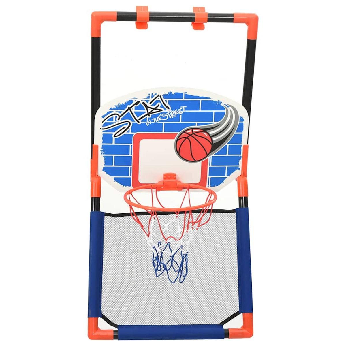 Un canestro da basket con rete, tabellone bianco con mattoni blu e pallone rosso.