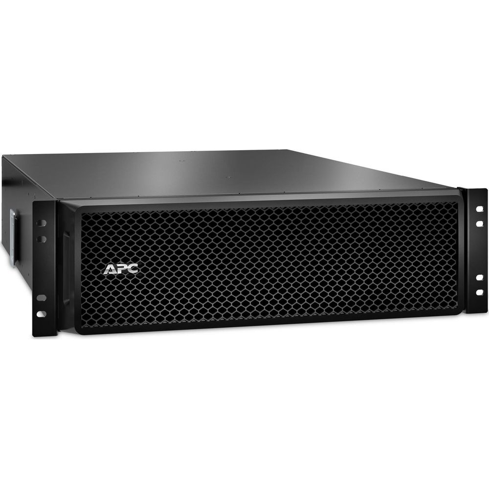 Ein schwarzes APC-Rack-Servergehäuse mit Lüftungsgitter und Montageohren.