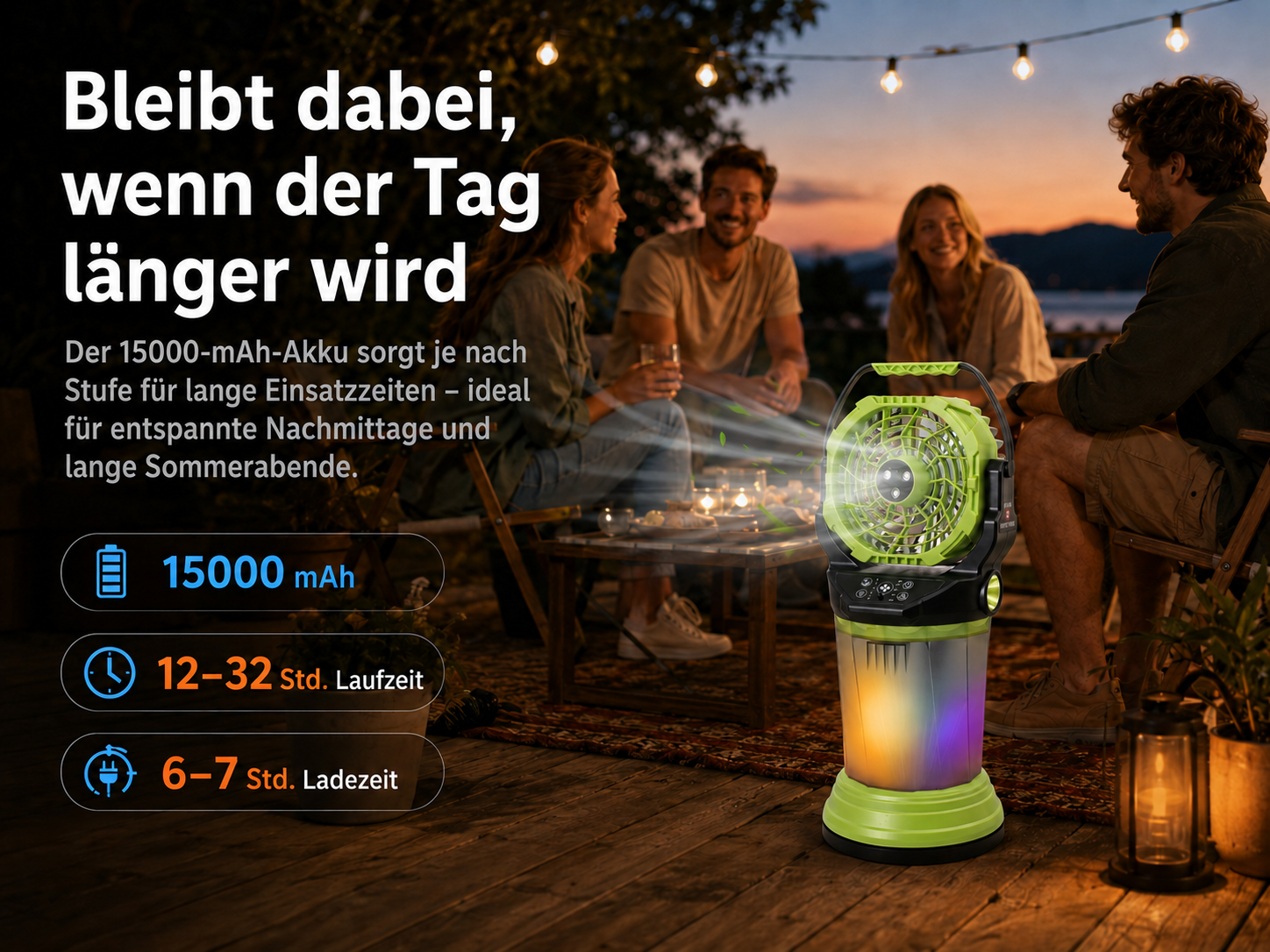 Ein beleuchteter Ventilator mit mehreren Personen im Freien bei Nacht.