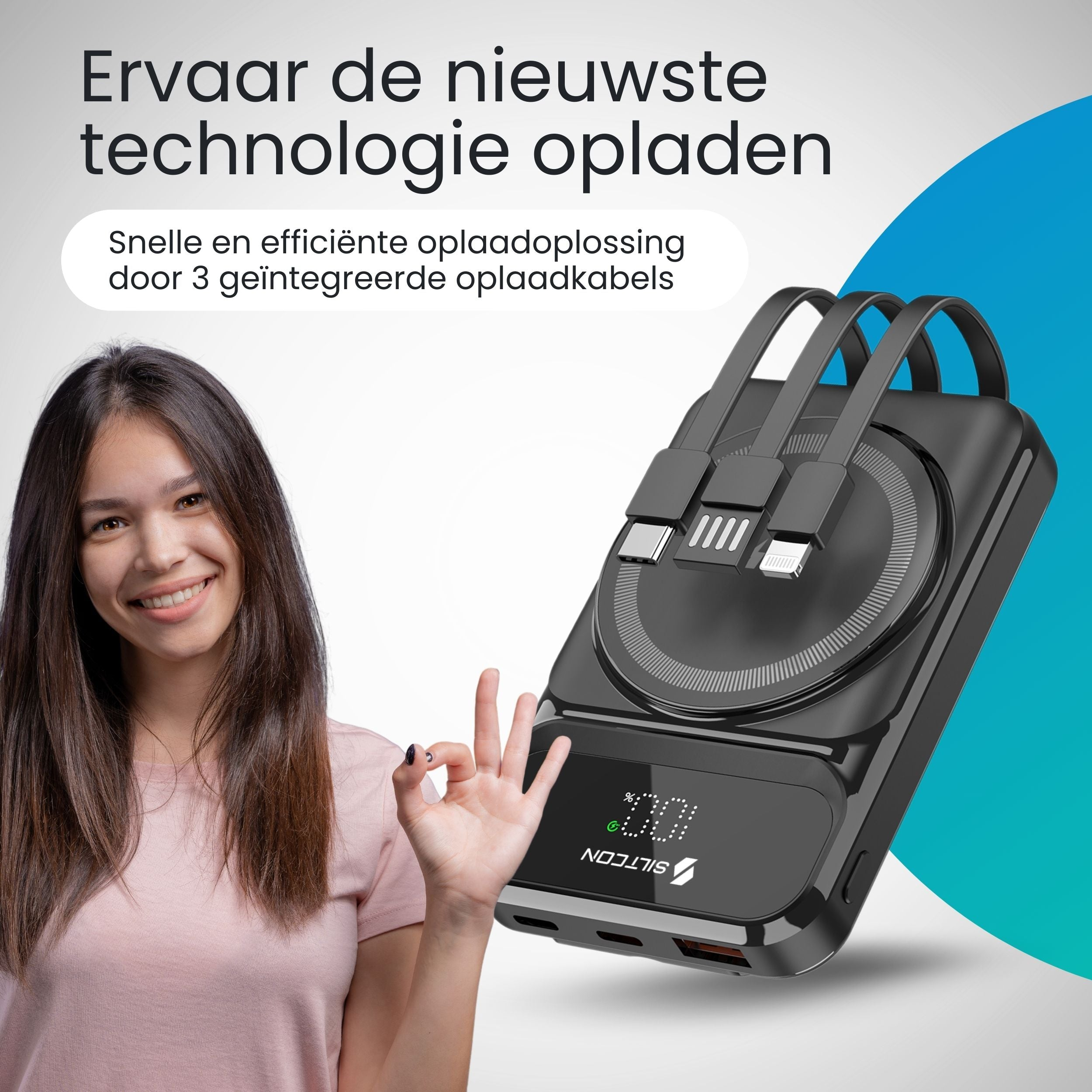 Een vrouw lacht en houdt een zwarte powerbank met geïntegreerde kabels vast.