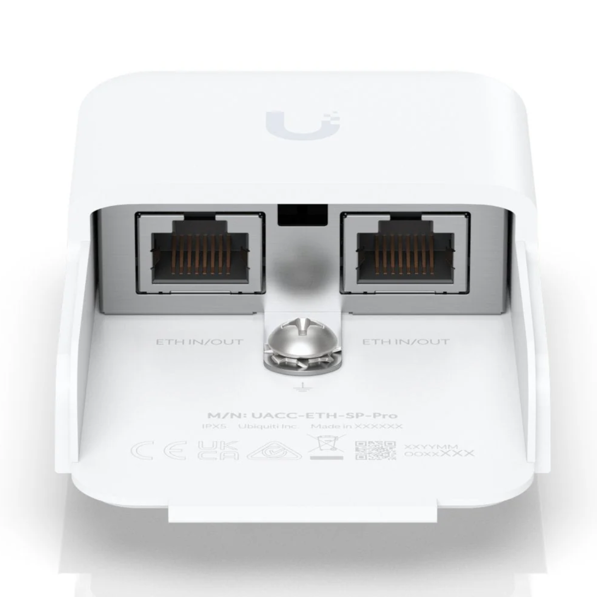 Protezione da sovratensione Ethernet Ubiquiti bianca con due porte ETH IN/OUT e vite di messa a terra.