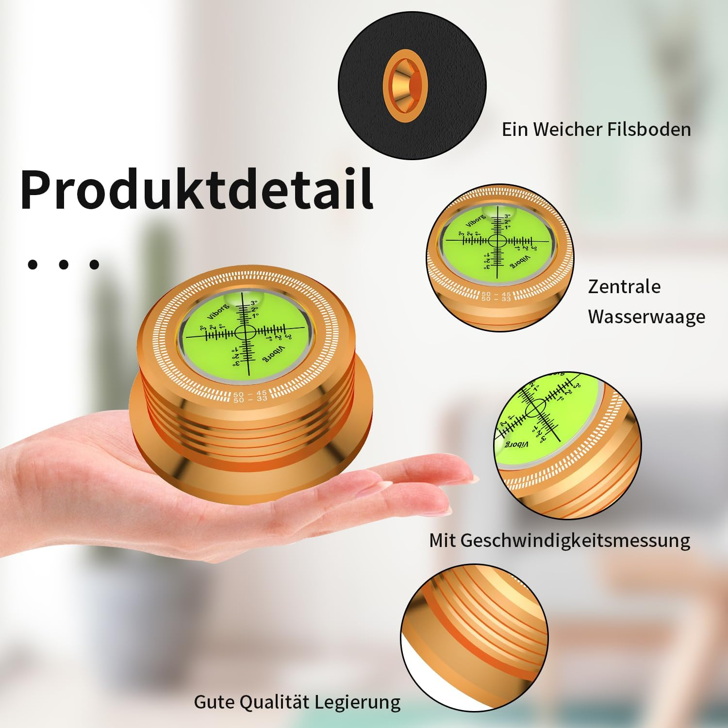 Eine Hand hält ein goldenes Messgerät mit integrierter Wasserwaage.