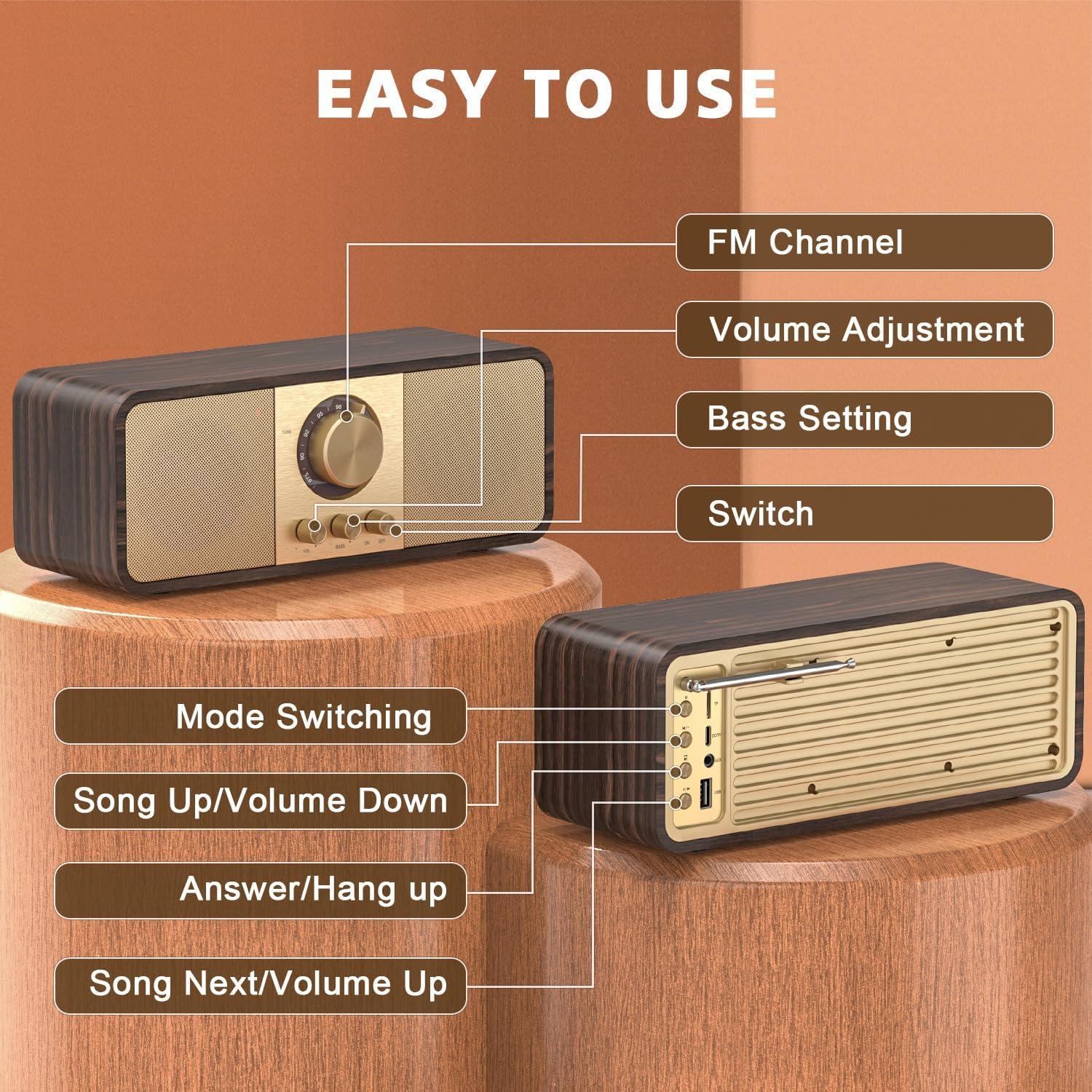 Ein Holzradio im Vintage-Stil mit beschrifteten Bedienelementen für UKW, Lautstärke, Bass und Moduswechsel.