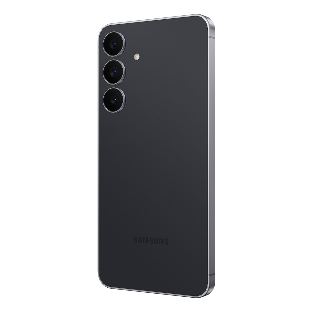 Rückseite eines dunklen Samsung-Smartphones mit drei Kameras und silbernem Rahmen.