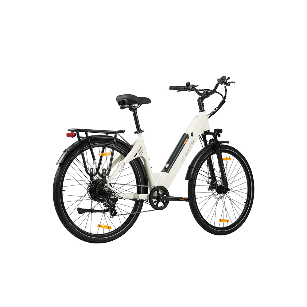 Una bicicletta elettrica bianca con portapacchi posteriore e sella nera.