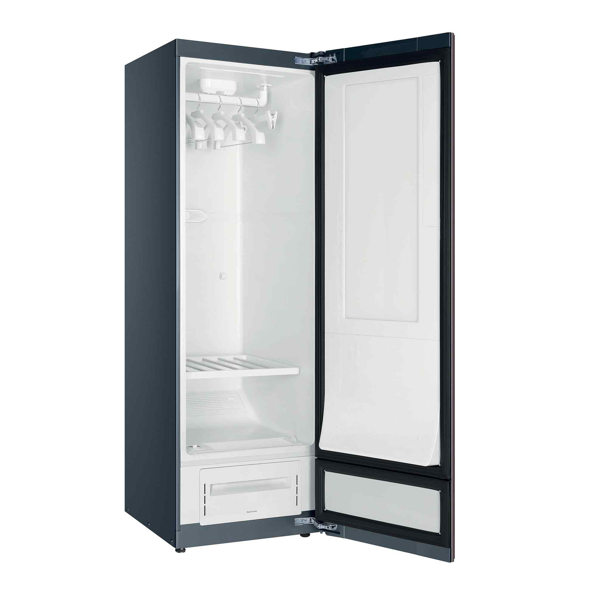 Ein dunkelgrauer Kleiderschrank mit offener Tür, der Kleiderbügel und Einlegeböden zeigt.