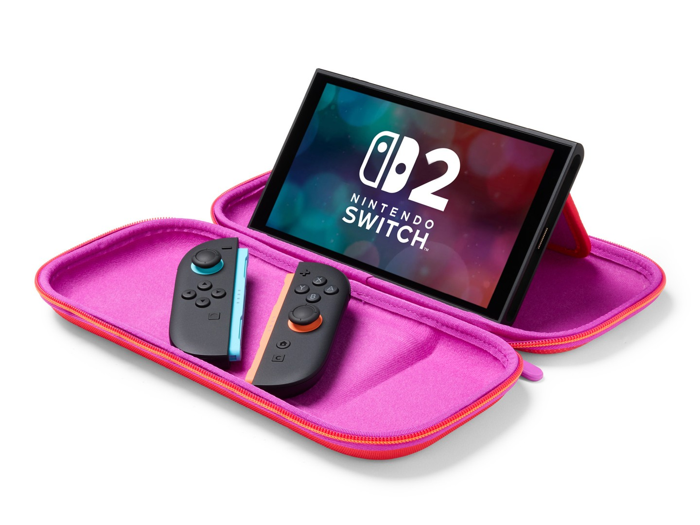 Console Nintendo Switch in custodia rosa con due Joy-Con.
