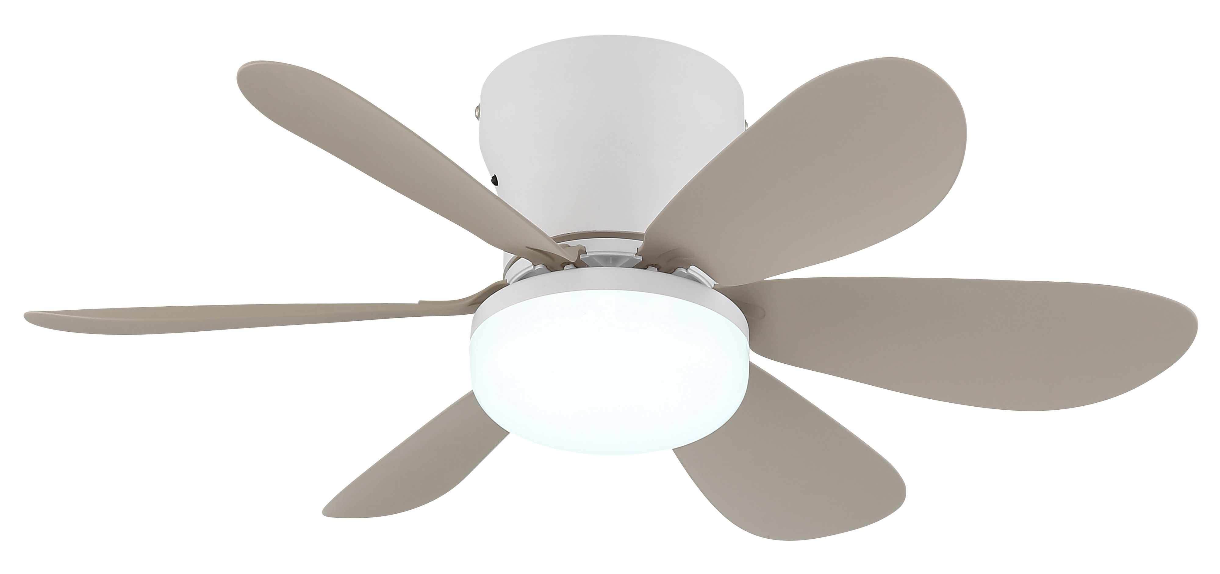 Ein weier Deckenventilator mit fnf grauen Rotorblttern und einer runden Lampe.