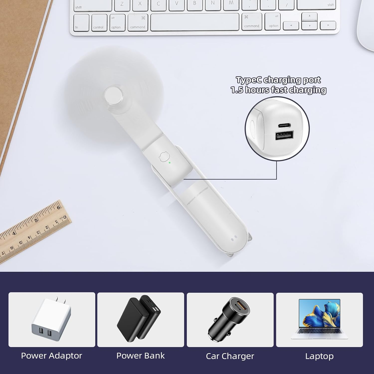 Ein weißer Handventilator liegt auf einer Tastatur. Daneben ein Netzteil, Powerbank, Autoladegerät und Laptop.