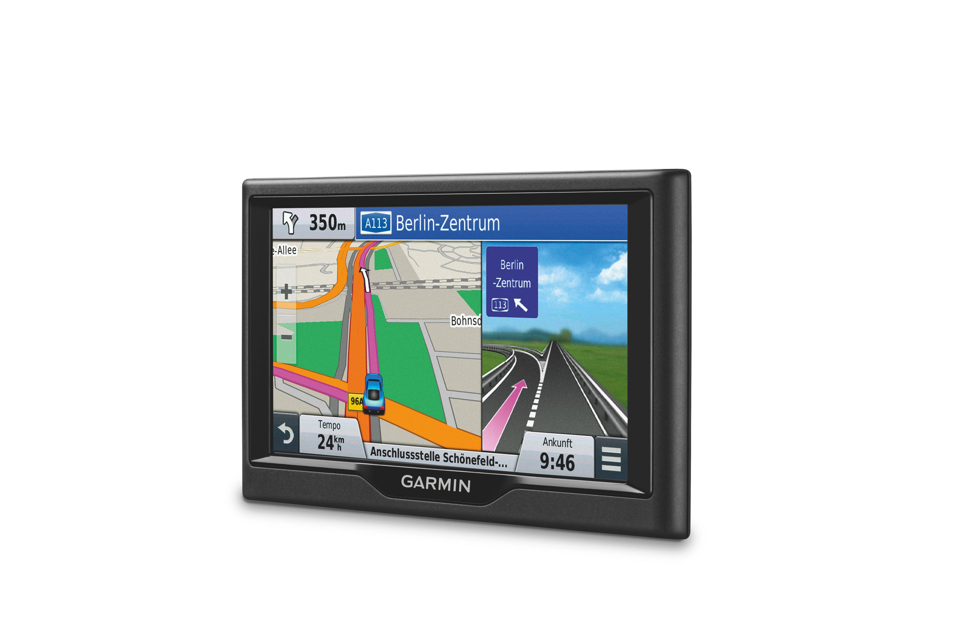 Garmin Navigationsgerät zeigt eine Karte mit Routenführung und Verkehrsinformationen.