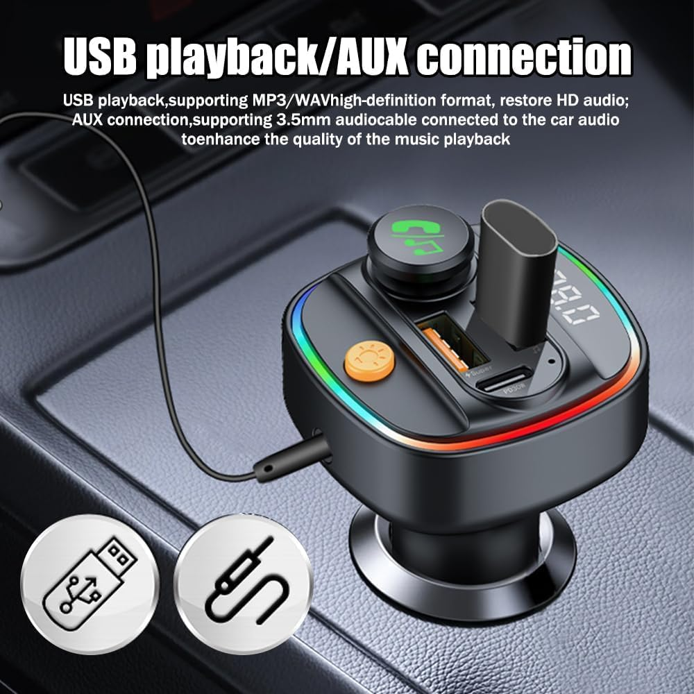 Ein schwarzer Auto-Aux/USB-Adapter mit bunter LED-Beleuchtung und Digitalanzeige.