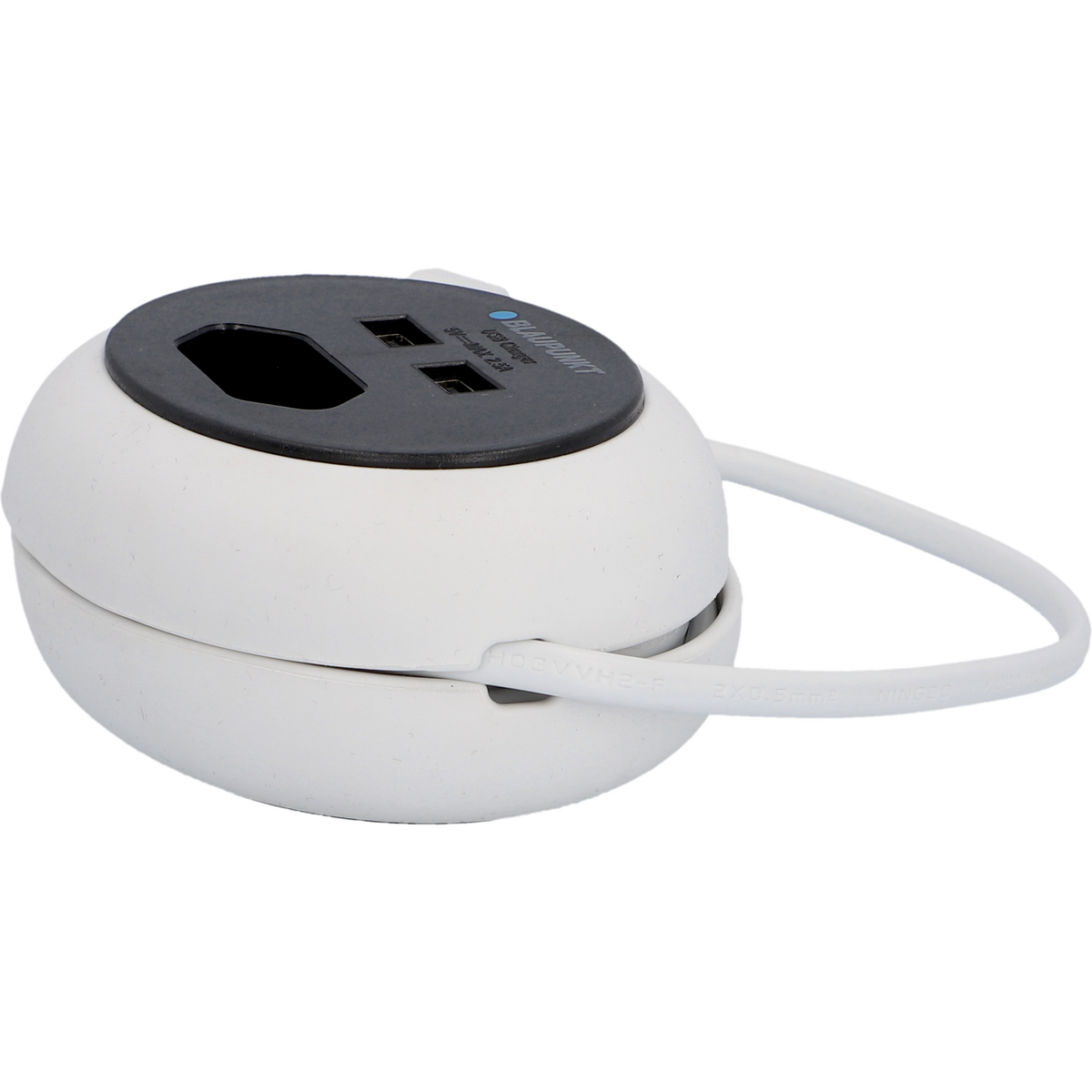 Ein weißer, kugelförmiger USB-Ladegerät mit zwei USB-Anschlüssen und einem Netzkabel.