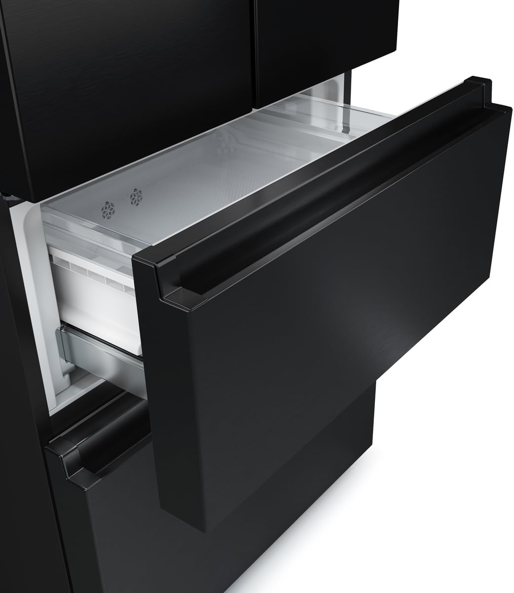 Frigorifero nero con cassetto parzialmente aperto che rivela scomparti interni trasparenti.
