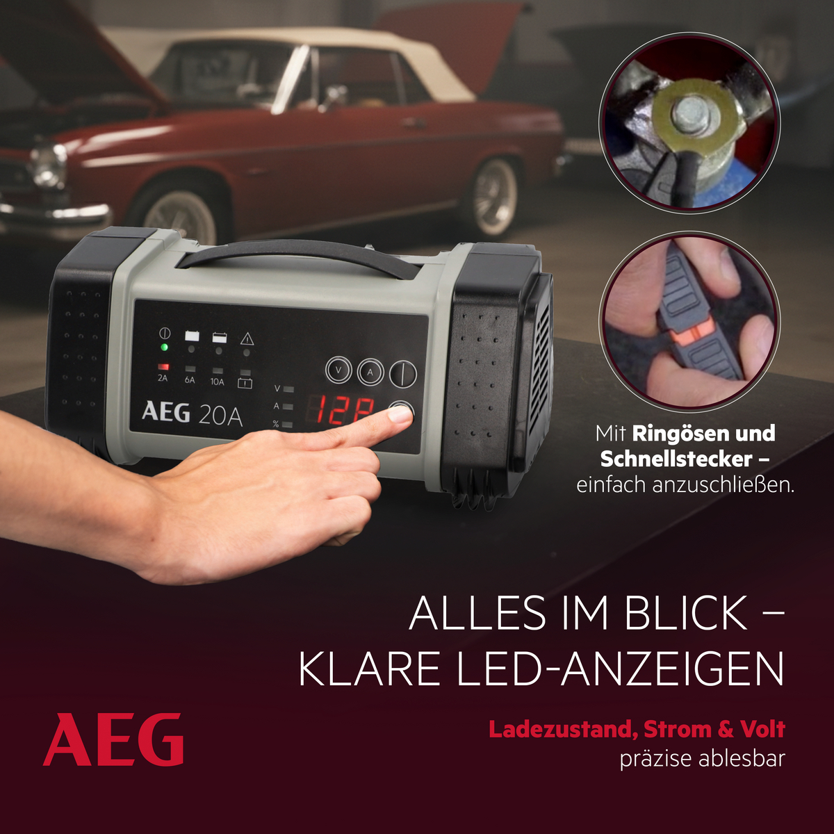 Ein AEG 20A Ladegerät mit LED-Anzeige wird von einer Hand bedient. Ein Auto ist im Hintergrund.