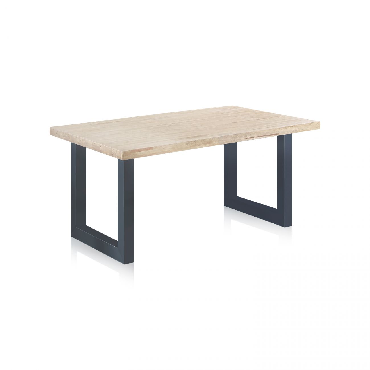 Una mesa de madera clara con patas oscuras en forma de U sobre fondo blanco.