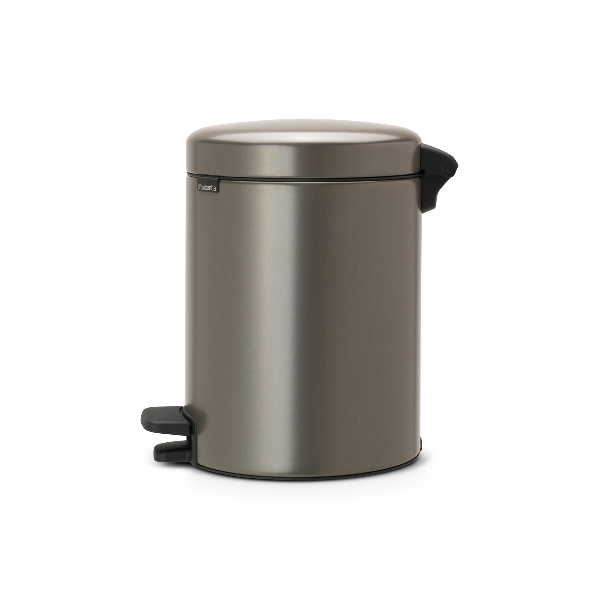 Grauer Brabantia Mülleimer mit Pedal und schwarzem Deckel, auf weißem Hintergrund.