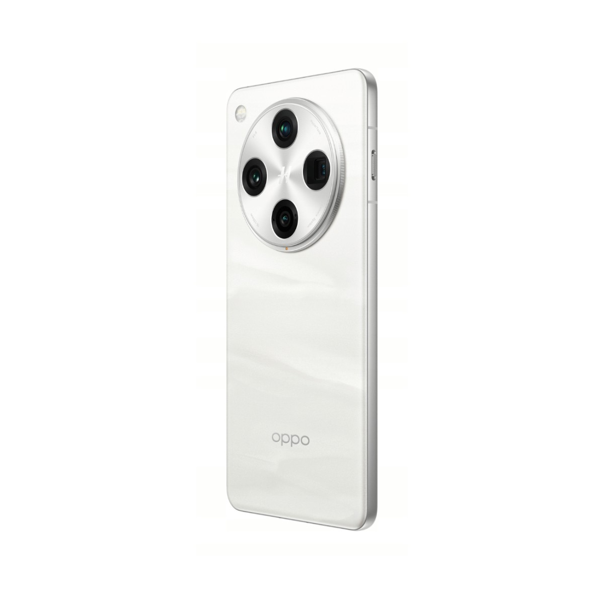 Uno smartphone bianco con un array di quattro fotocamere sul retro, logo OPPO in basso.