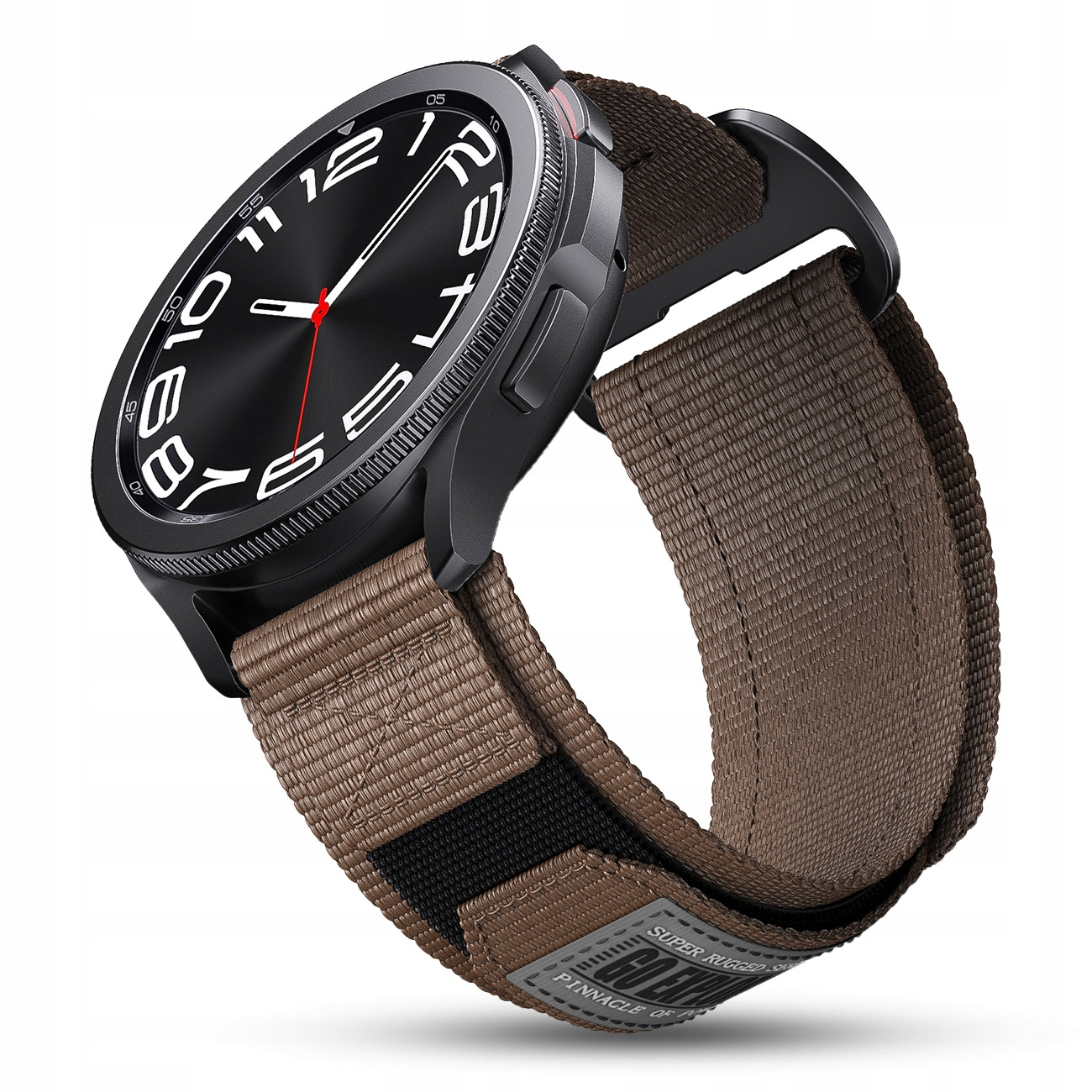 Czarny smartwatch z brązowym paskiem z tkaniny i czarną tarczą cyfrową z białymi cyframi.