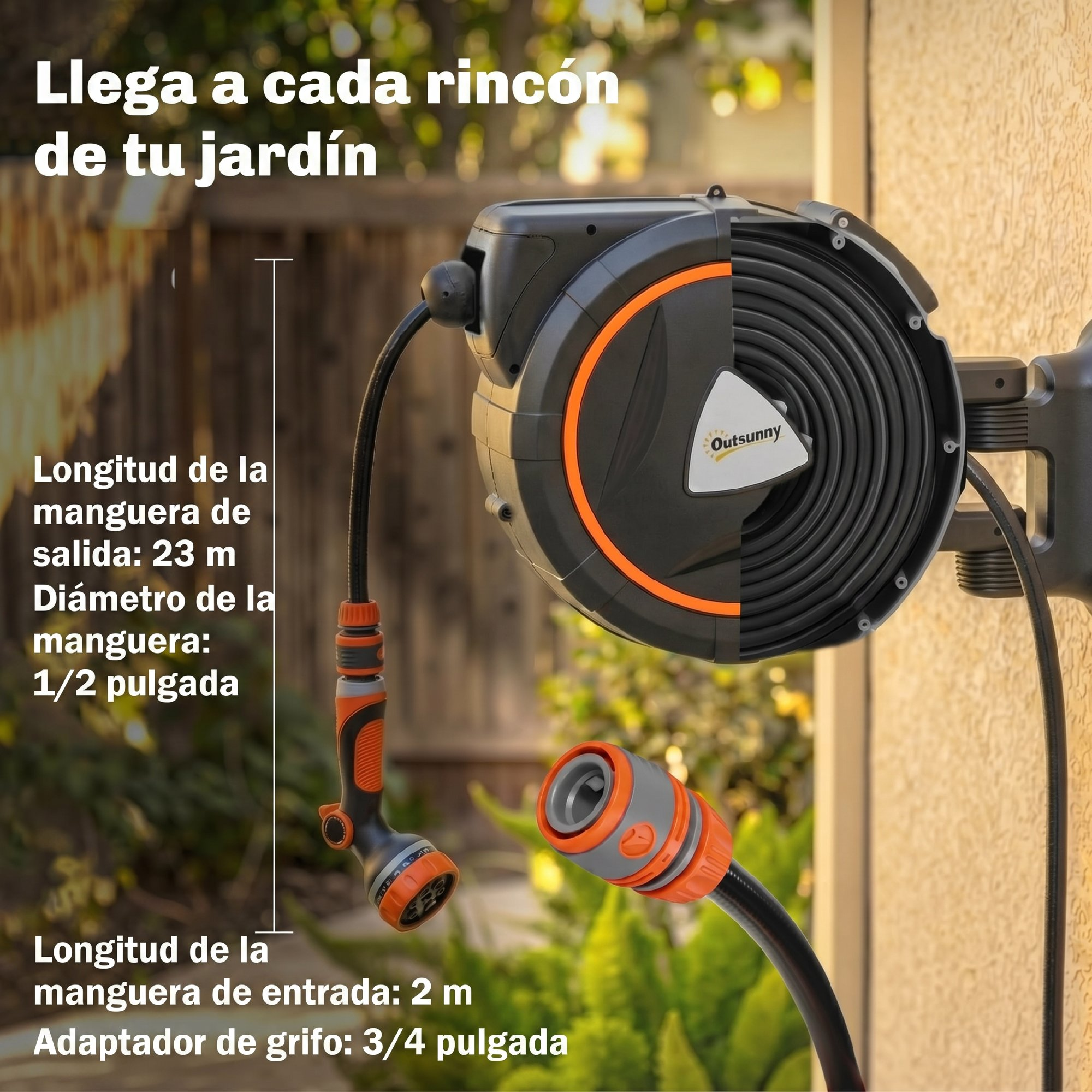 Carrete de manguera montado en pared con detalles naranjas, muestra manguera y boquilla.