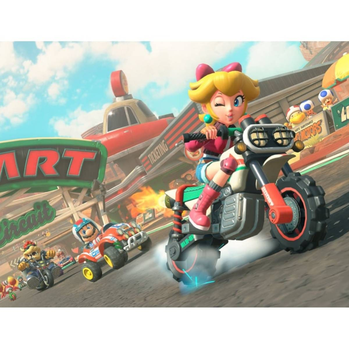 La principessa Peach guida una moto su una pista da corsa, con altri personaggi.