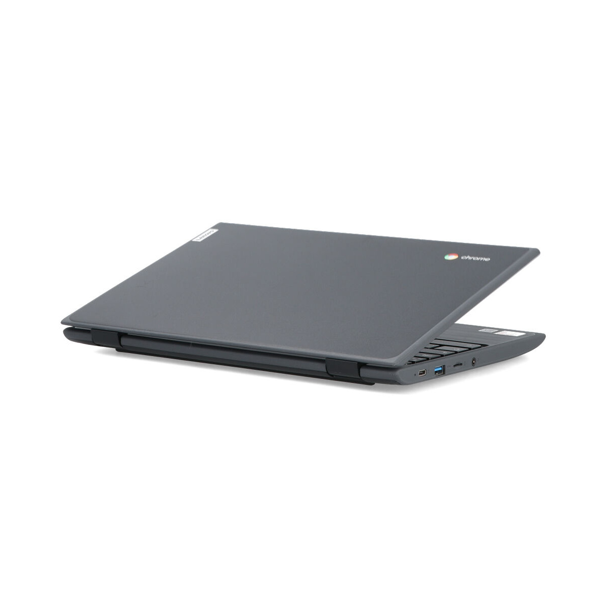 Ein geschlossener dunkelgrauer Laptop mit Chrome-Logo auf weißem Hintergrund.