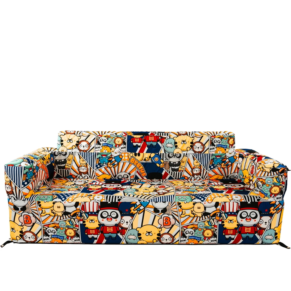 Sofa z kolorowymi postaciami z kreskówek i gwiazdami w stylu amerykańskim.