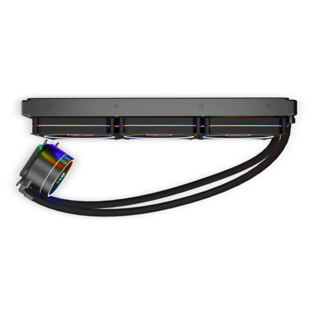 Un dissipatore CPU nero con ventole RGB e tubi su sfondo bianco.