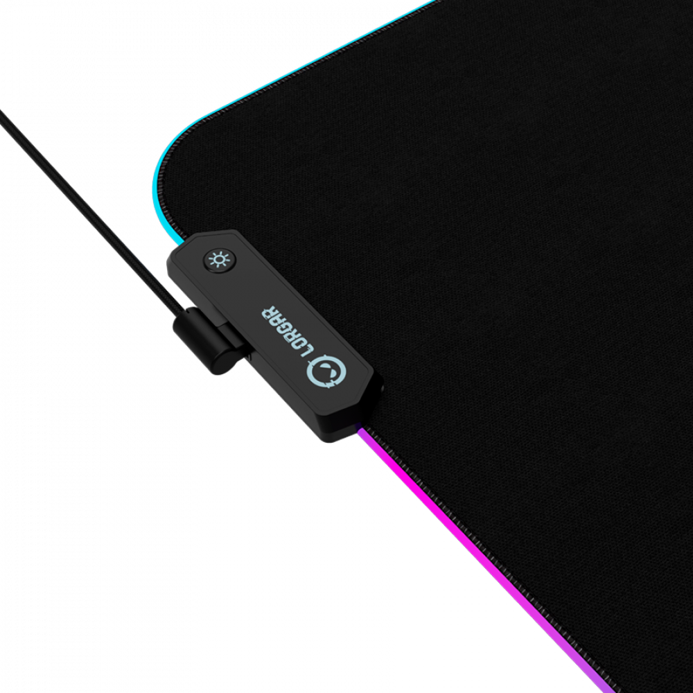 Czarna podkładka pod mysz z logo Lorgar, oświetleniem RGB i kablem.